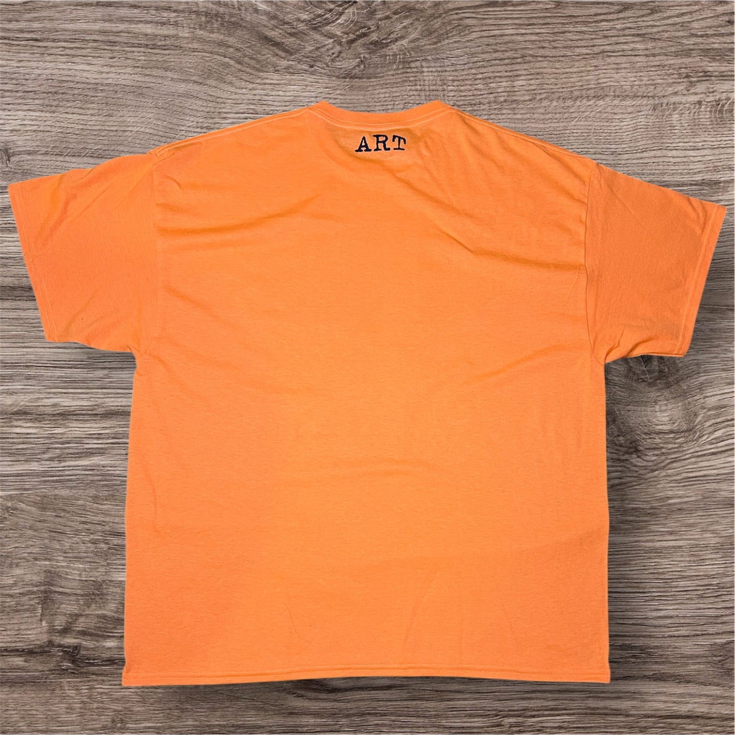 *Graphic "Find Peace" Tee*