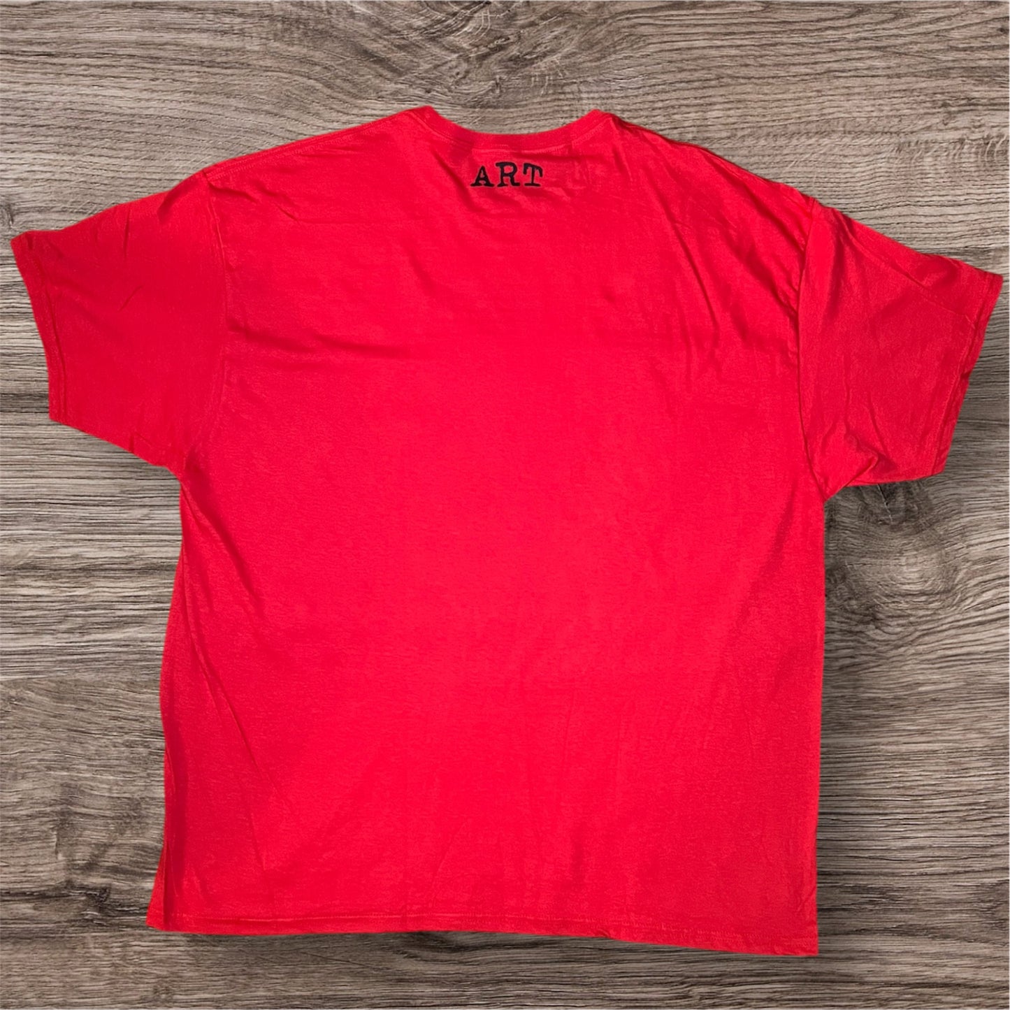 *Graphic "Find Peace" Tee*